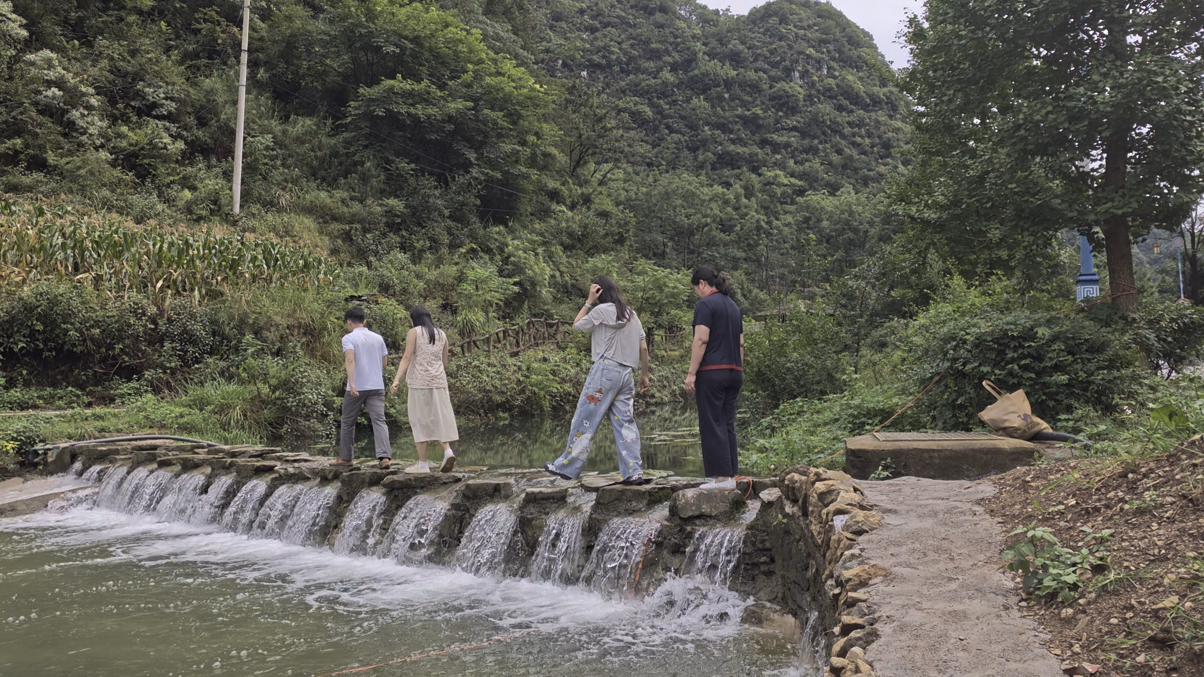 贵阳→安顺高荡布依古寨