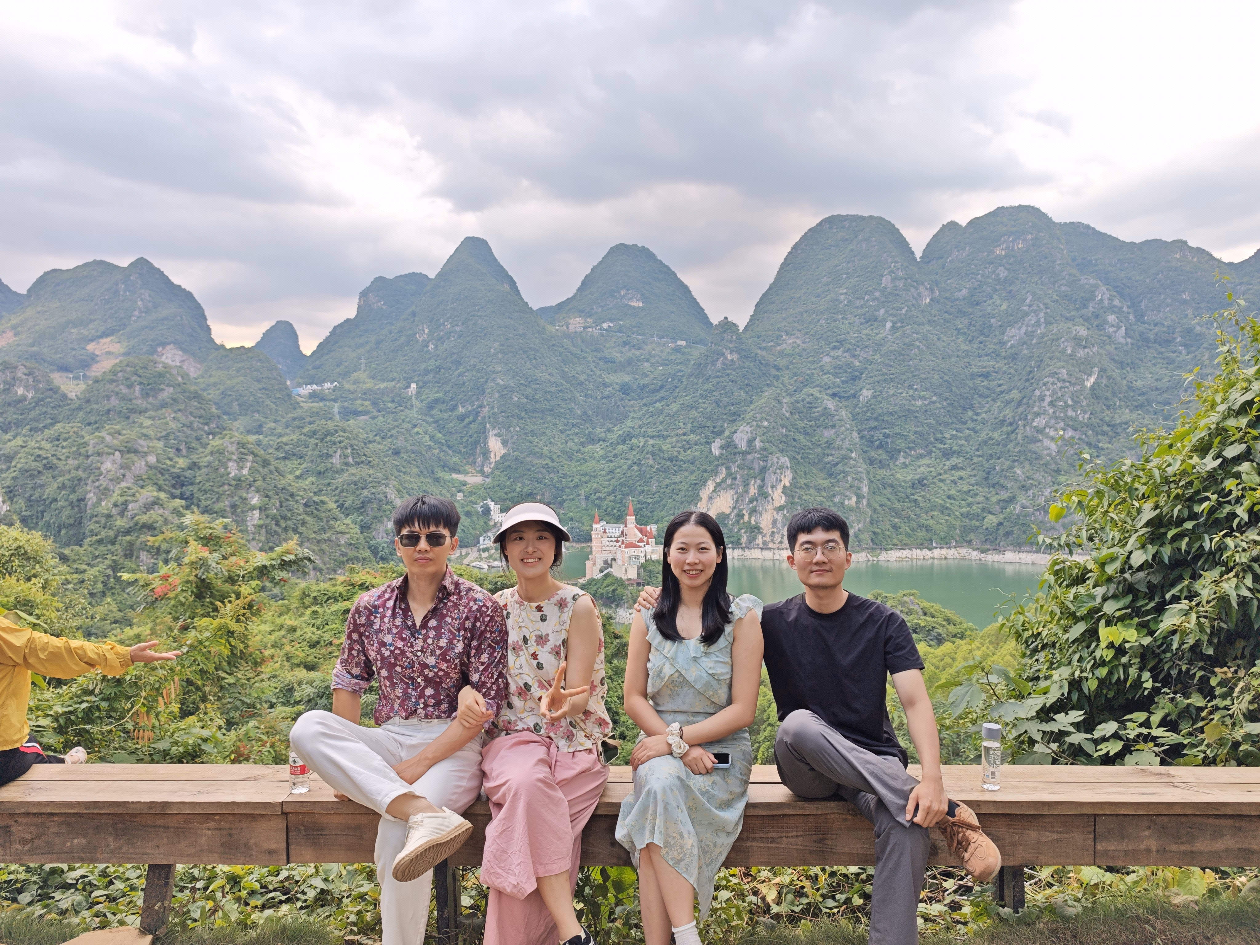 马岭河，万峰林，万峰湖